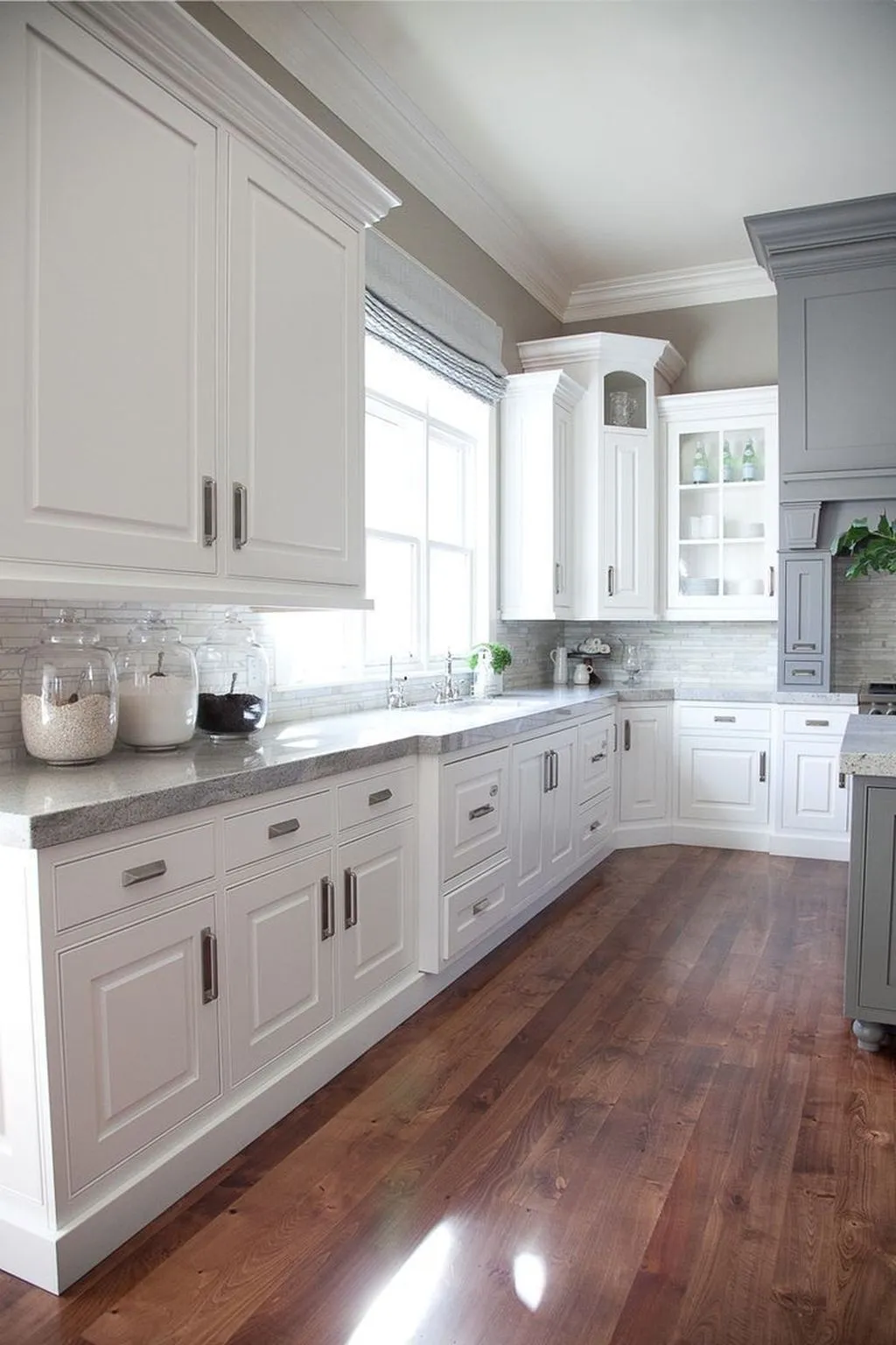 11328 neutral kitchen accessories