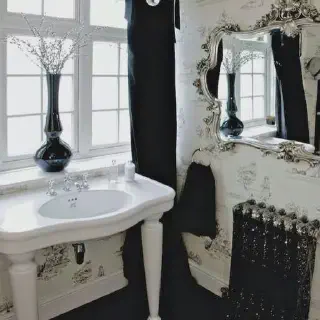 /img/11374-gothic-kitchen-budgeting.webp