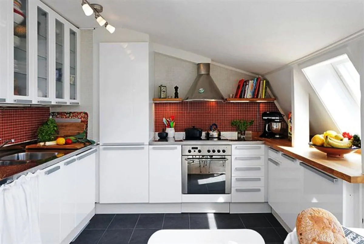 11407 exposed wooden beams kitchen