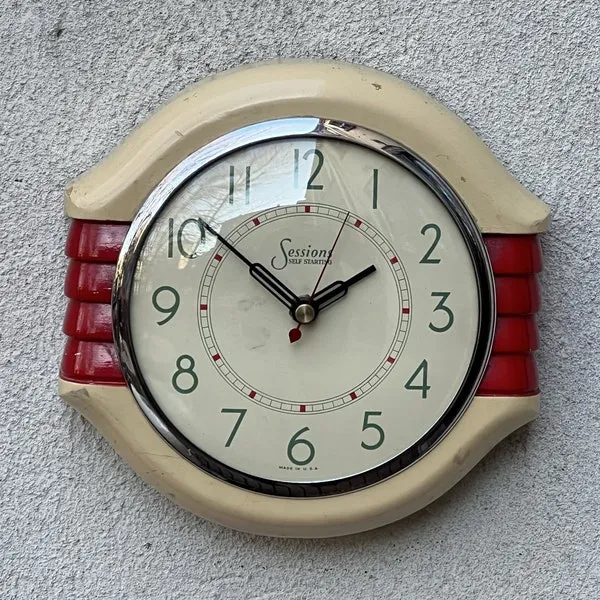 /img/11419-red-kitchen-clock-vintage-style.webp