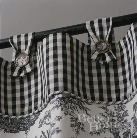 11438 gingham table linens