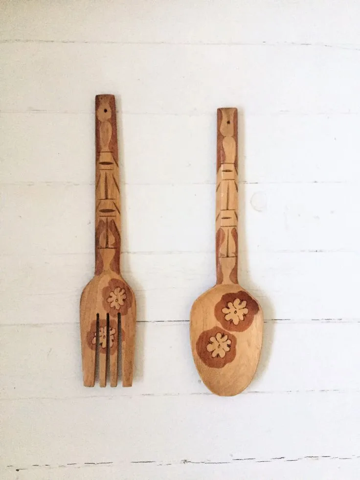 11465 wooden spoon mobile