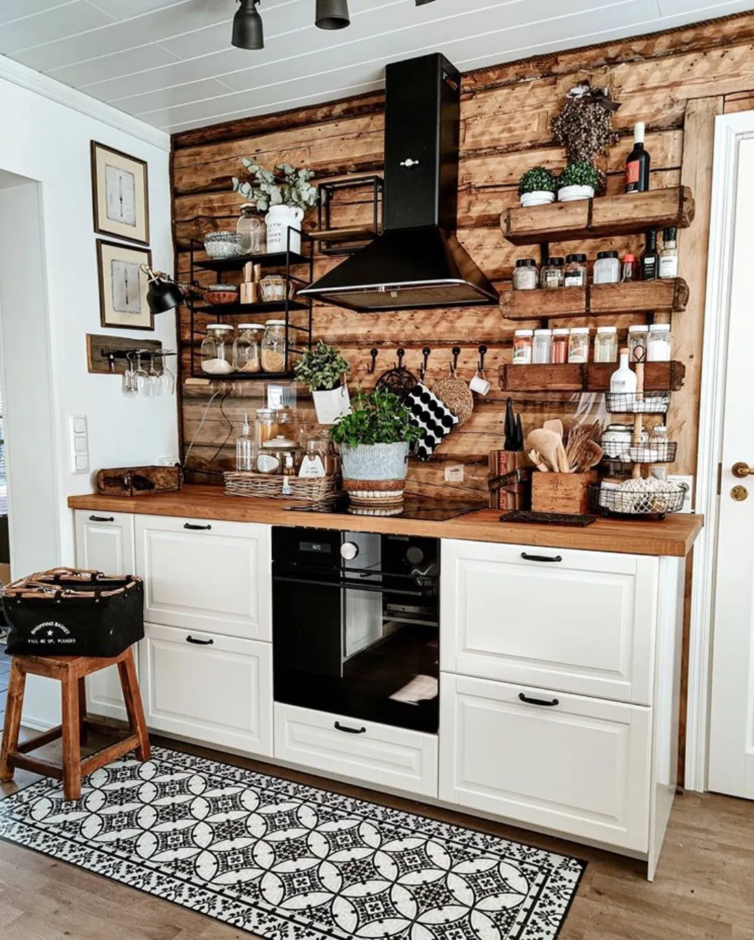 11523 rustic kitchen overview