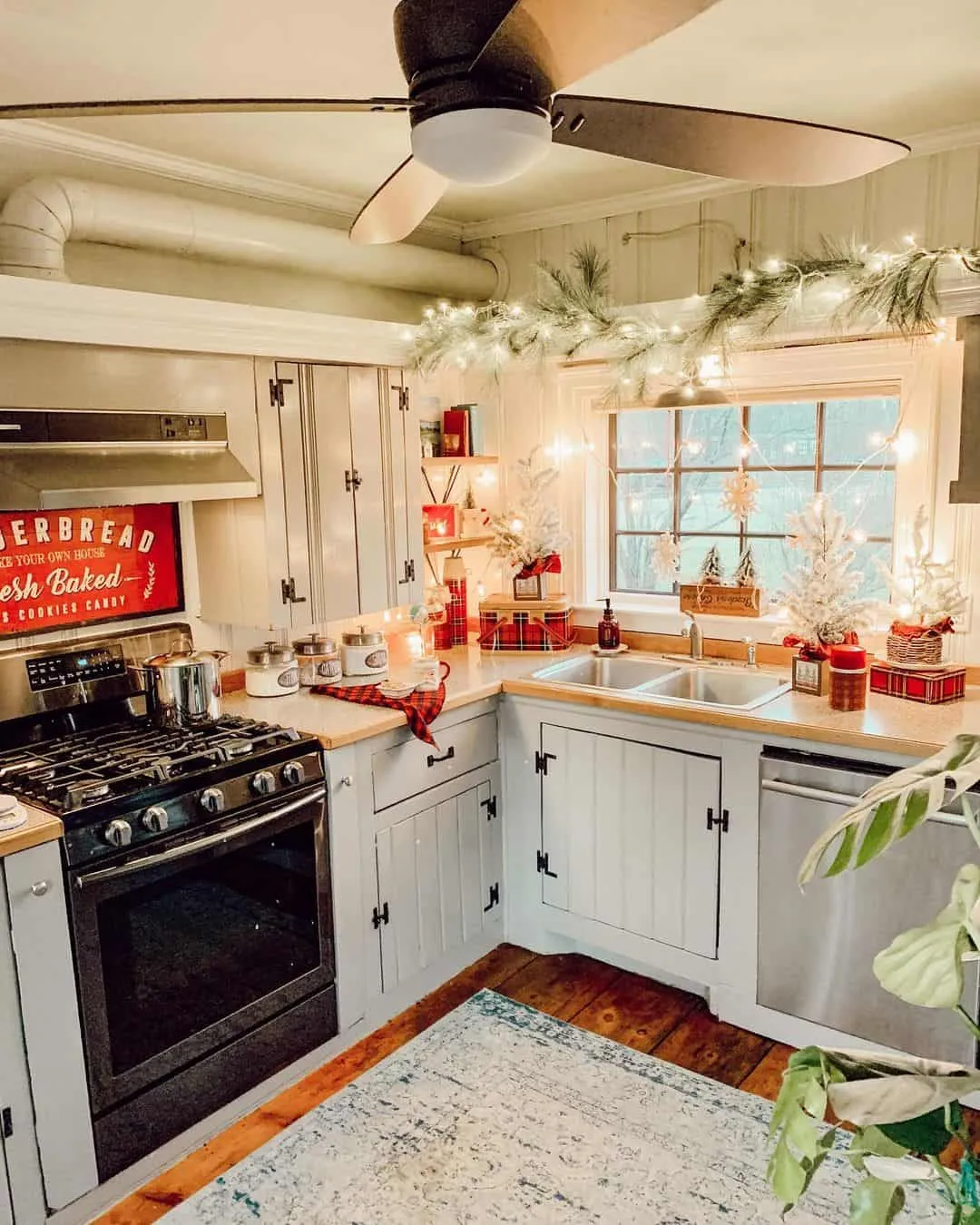 11552 rustic red kitchen before after