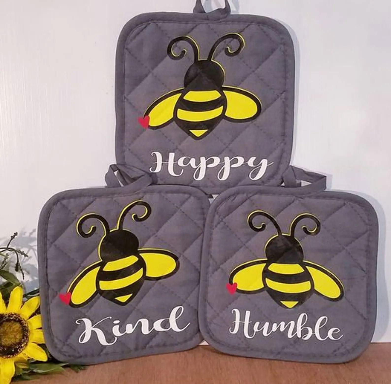 11554 bee kitchen decor amazon item2