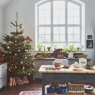 /img/11623-christmas-kitchen-decor-uk-image7.webp