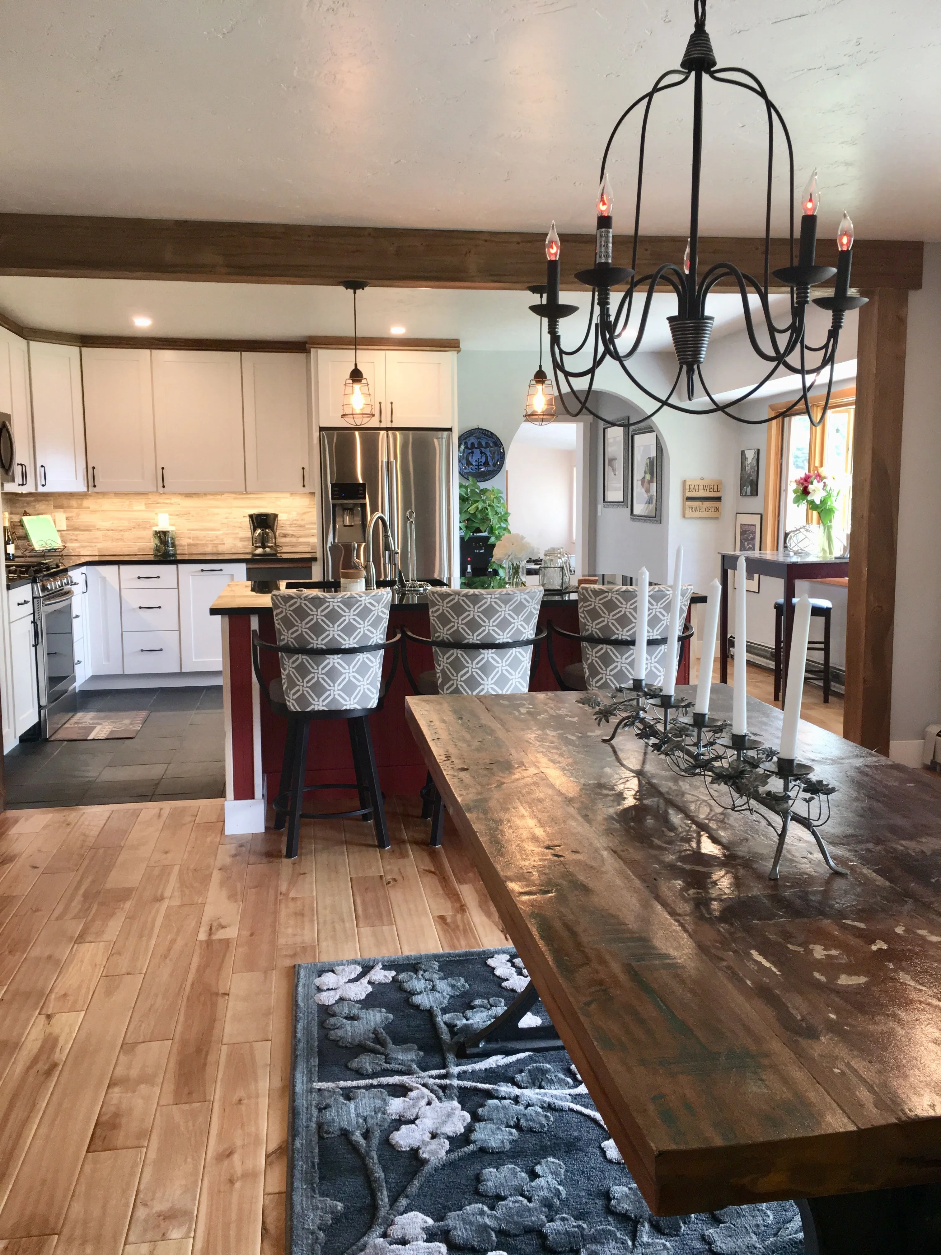 11629 cabin kitchen natural elements