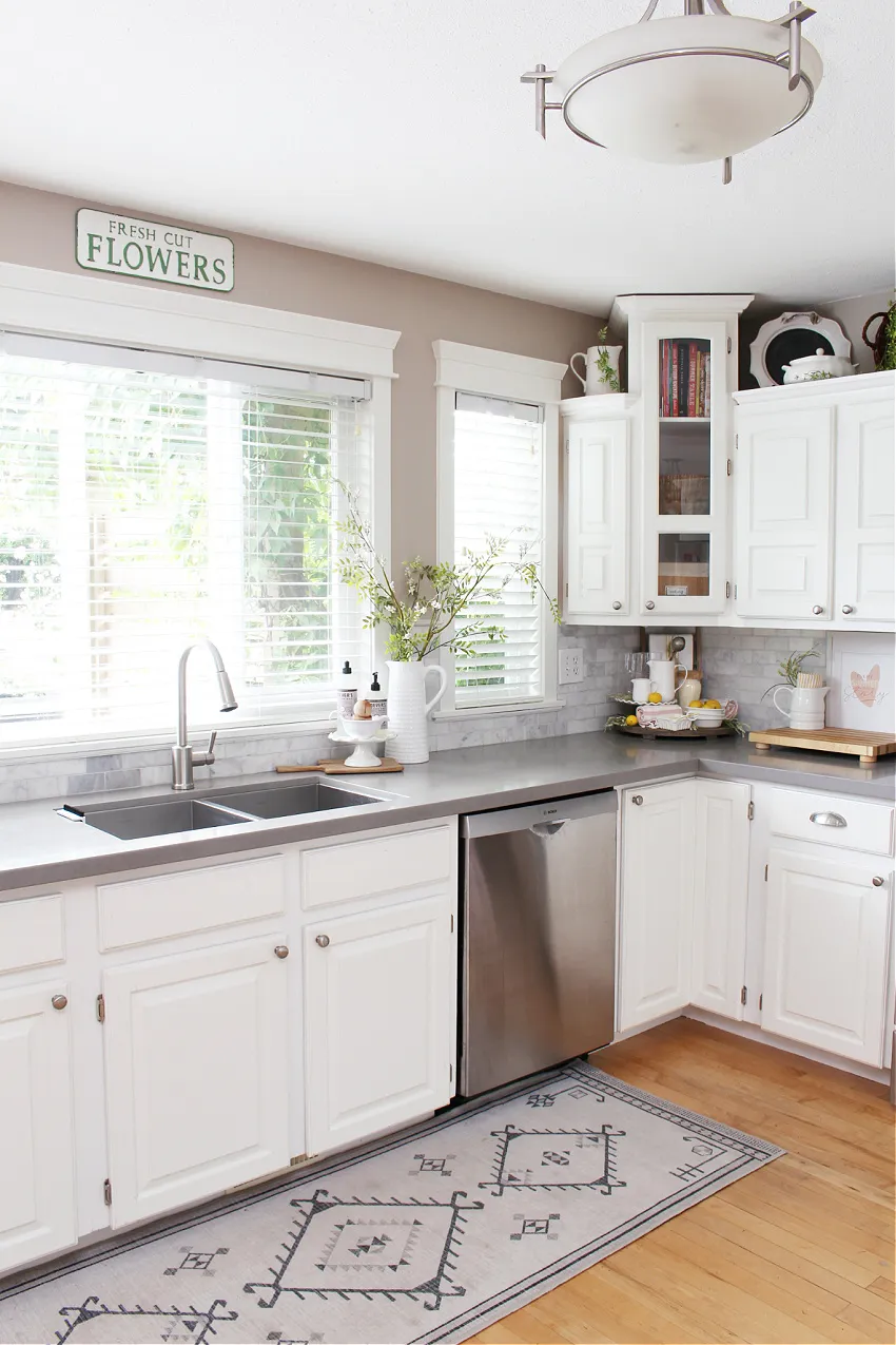 11638 summer kitchen color palette