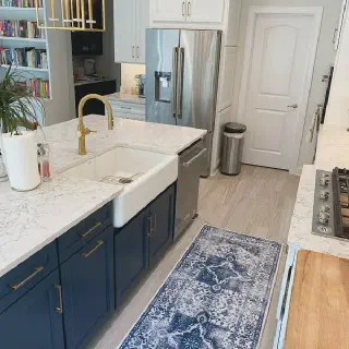 /img/11648-western-artwork-kitchen.webp